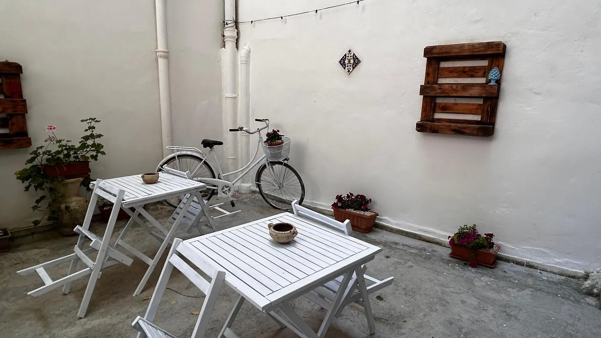 Villa Al Cortiletto Palermo 0*,  Italien